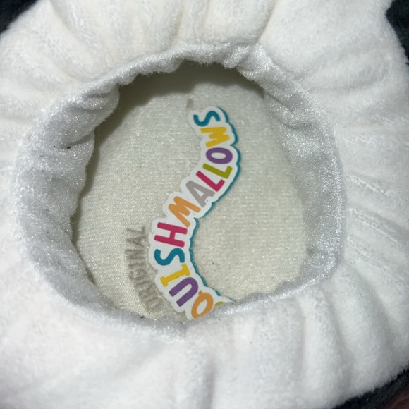 Squishmallow penguin slippers - Picture 4 of 7